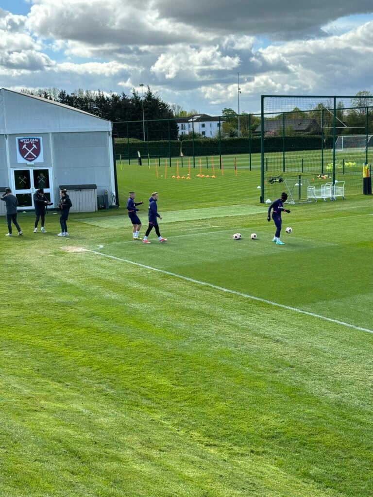 Jarrod Bowen and Kalvin Phillips in West Ham training