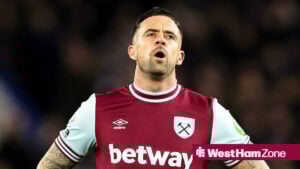 Image of Danny Ings looking frustrated for West Ham