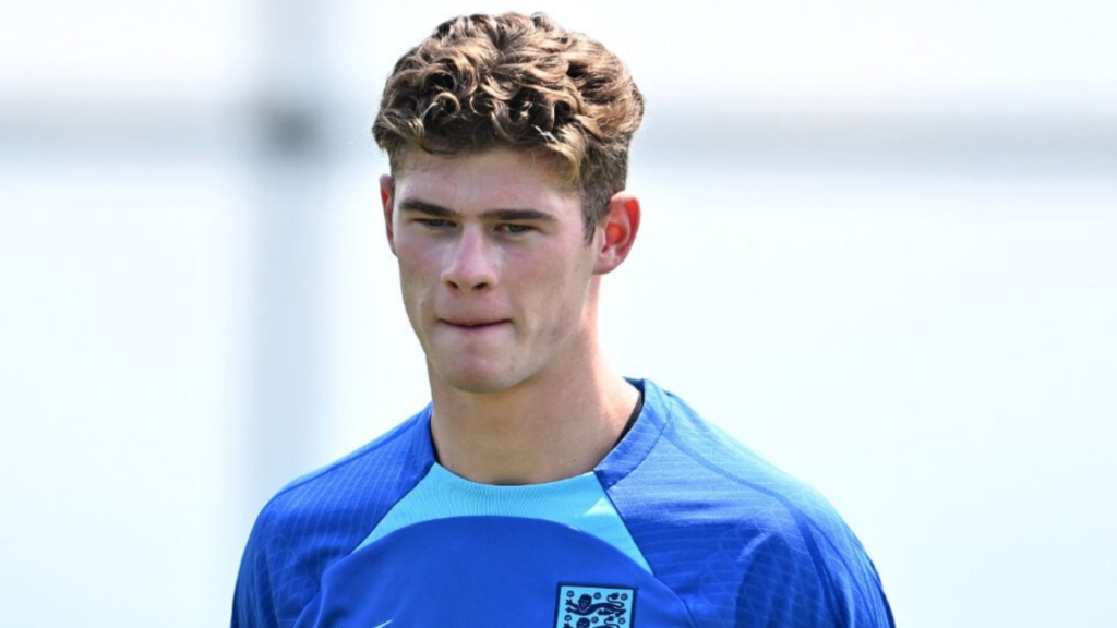West Ham target Charlie Cresswell warming for England's U21s.