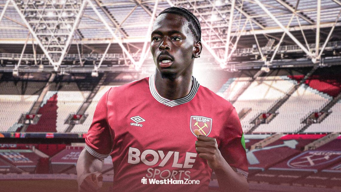 Soungoutou Magassa in a 2025/26 West Ham home shirt.