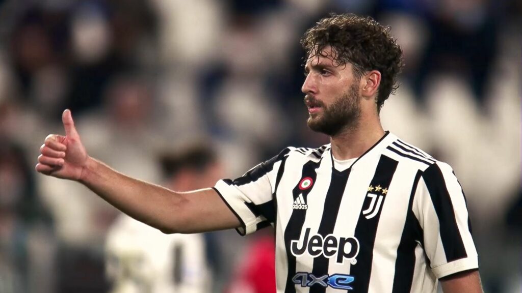 Manuel Locatelli holding his thumb up while playing for Juventus
