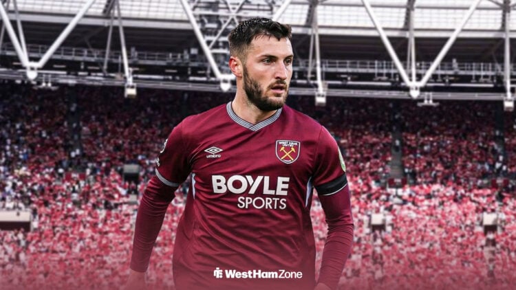 Santiago Gimenez in West Ham shirt