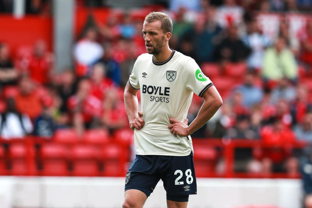 Tomas Soucek playing for West Ham looking disappointed