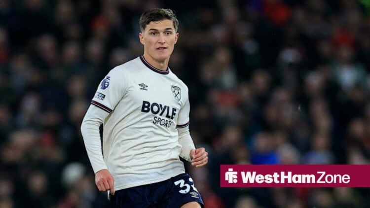 Freddie Potts in action for West Ham