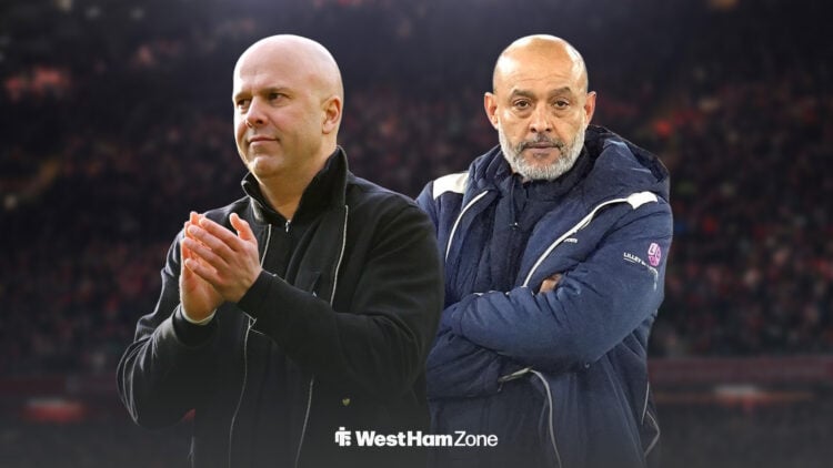 Arne Slot clapping alongside Nuno Espirito Santo.