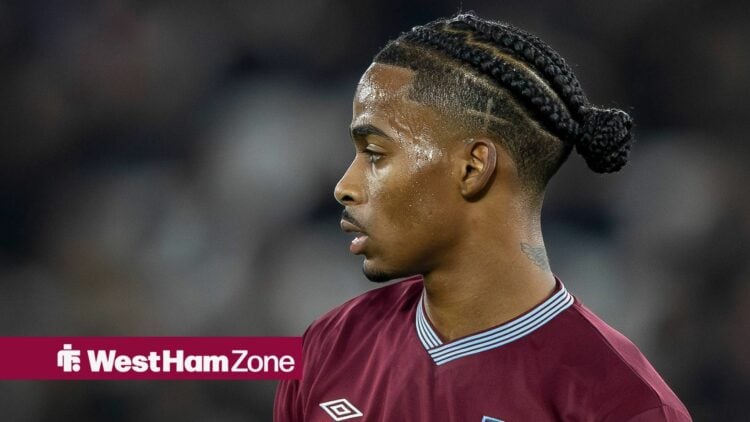 Crysencio Summerville in a West Ham home kit.