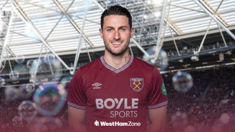 Santiago Gimenez in a West Ham shirt