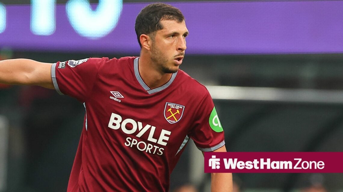 EAST RUTHERFORD, NJ - JULY 26: Guido Rodriguez 24 West Ham United during the first half of the Premier League Summer Series game against Manchester...
