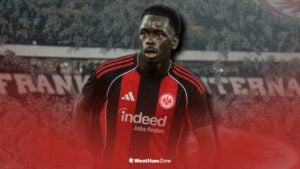 Soungoutou Magassa in an Eintracht Frankfurt shirt